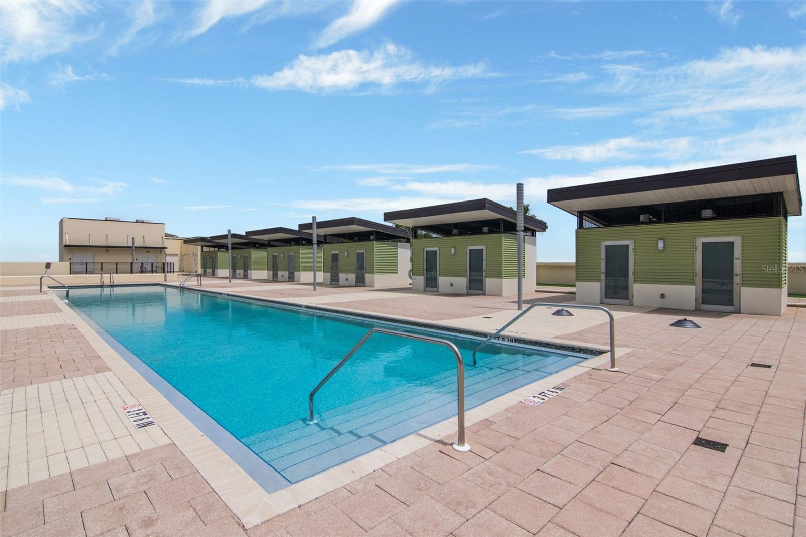 GRAND CENTRAL AT KENNEDY RESID - Residential