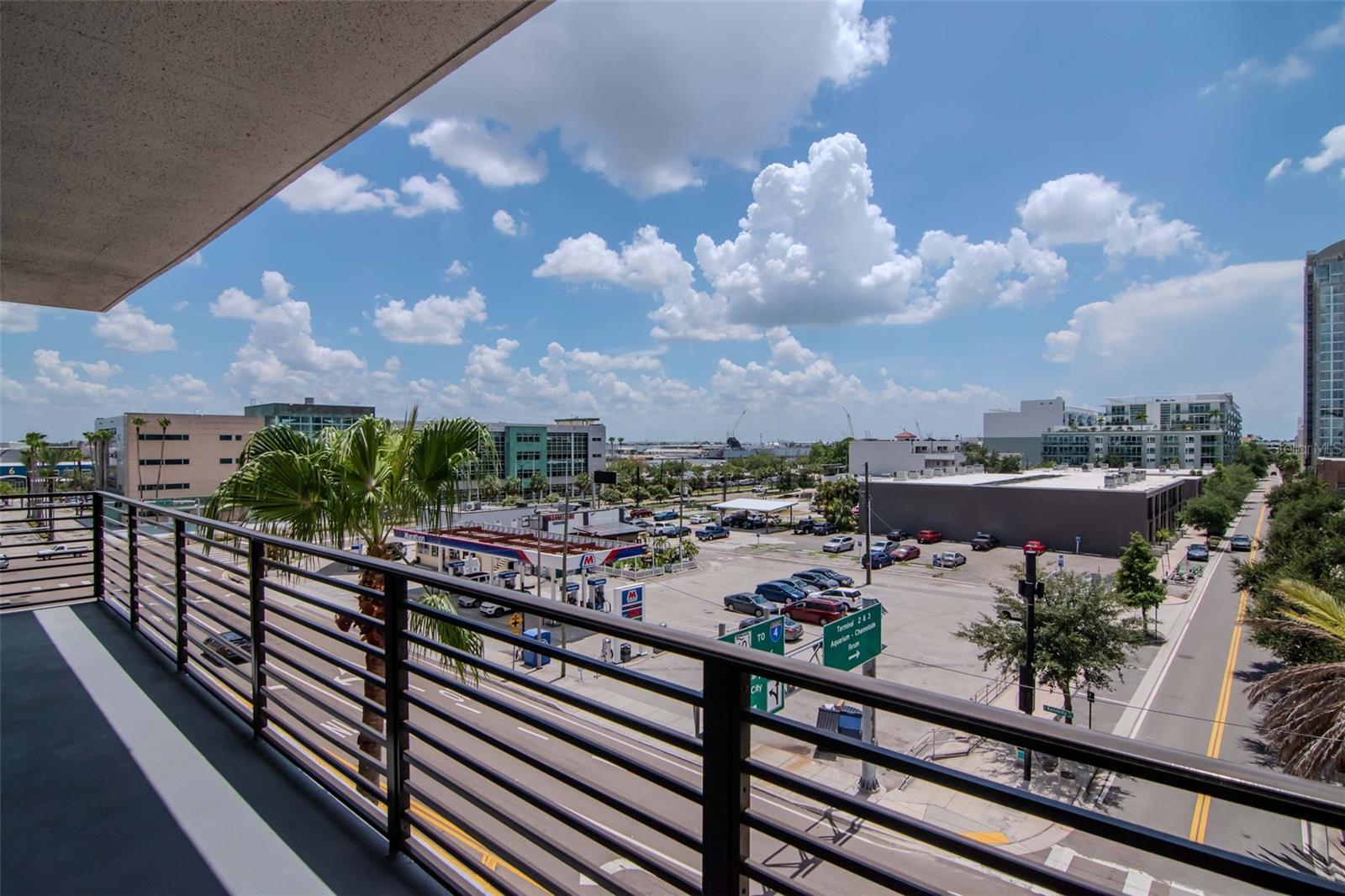 GRAND CENTRAL AT KENNEDY RESID - Residential