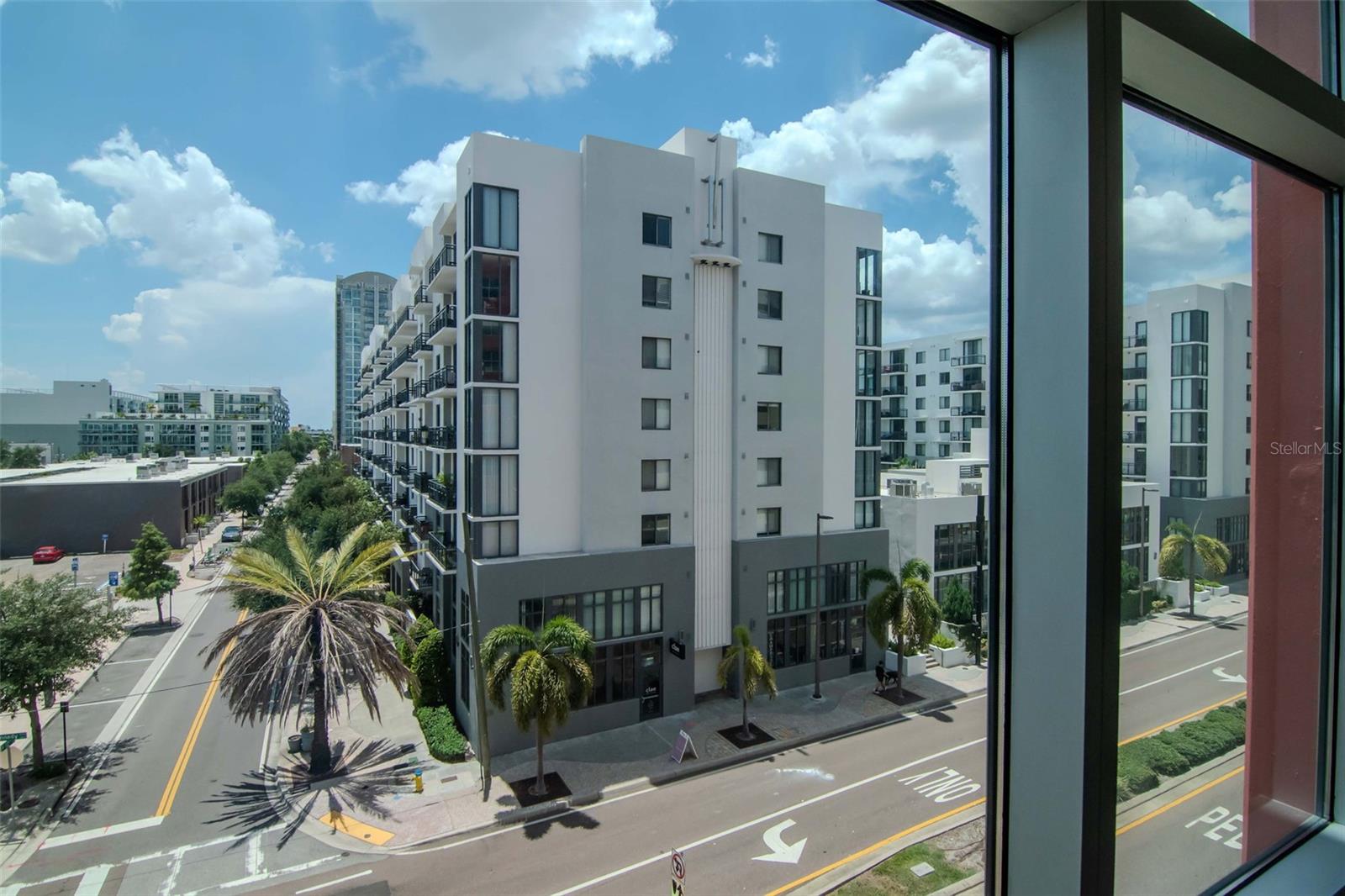 GRAND CENTRAL AT KENNEDY RESID - Residential