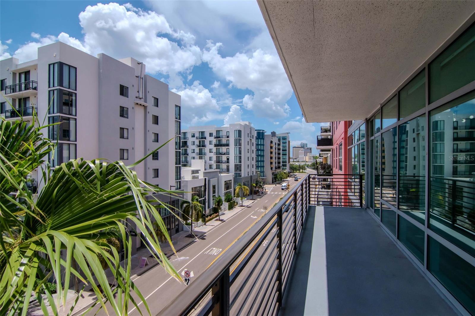 GRAND CENTRAL AT KENNEDY RESID - Residential