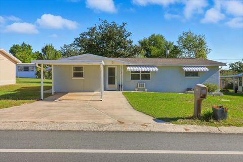 Photo of 11 Roosevelt Boulevard, Beverly Hills, FL 34465 (MLS # OM712327)