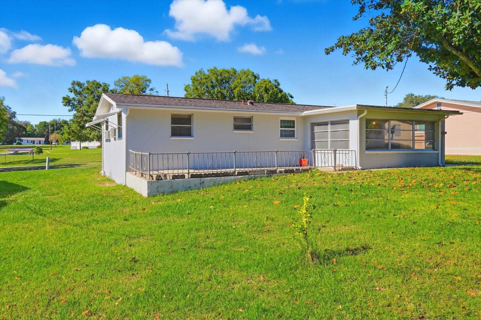 BEVERLY HILLS UNIT 04 - Residential