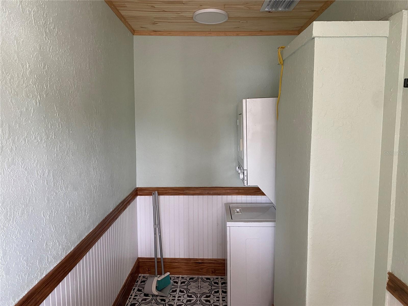 BONNIEHAVEN - Commercial Sale