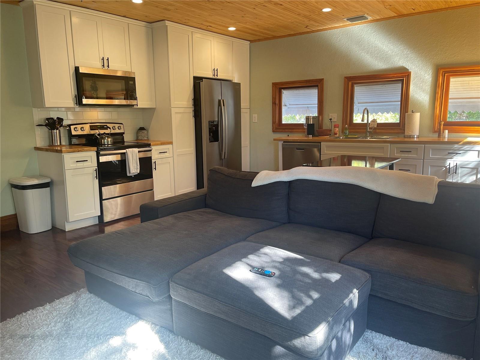 BONNIEHAVEN - Commercial Sale