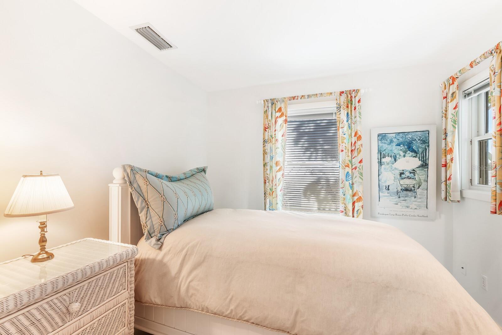 HARBOR DRIVE WATERWAYS - Residential