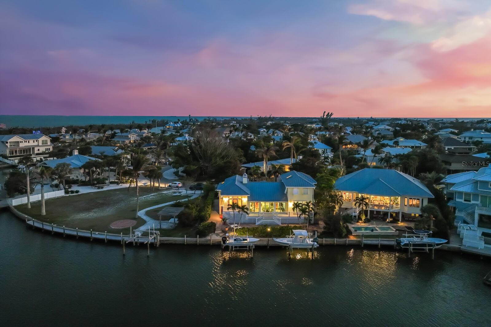 HARBOR DRIVE WATERWAYS - Residential