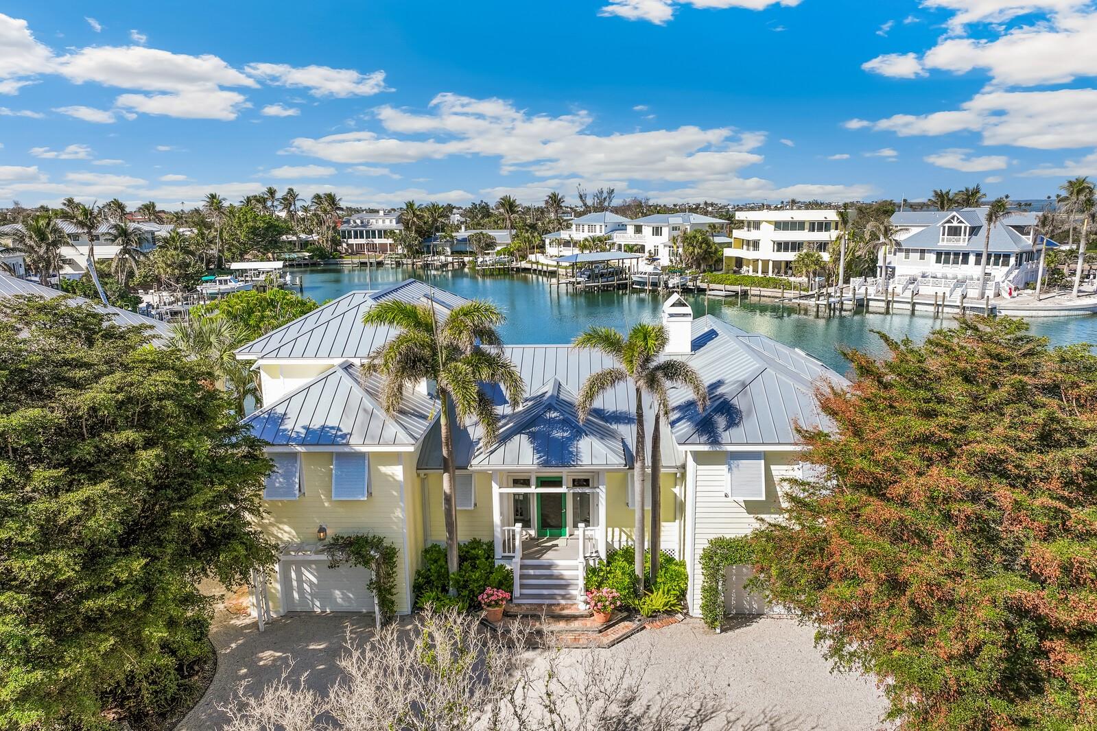 HARBOR DRIVE WATERWAYS - Residential