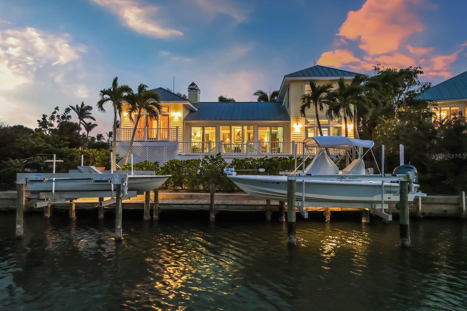 HARBOR DRIVE WATERWAYS - Residential