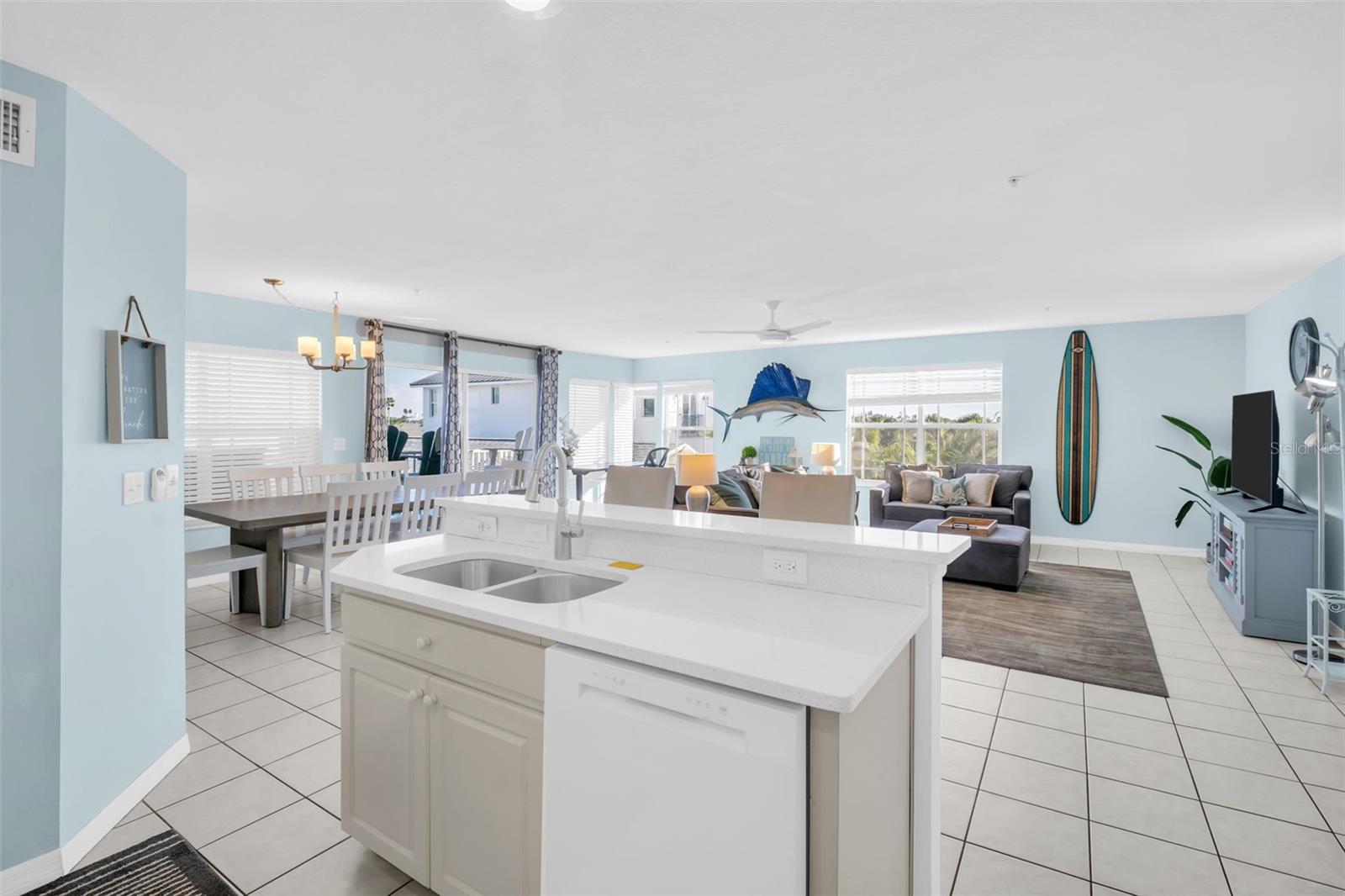 SUNSET PARADISE CONDO - Residential