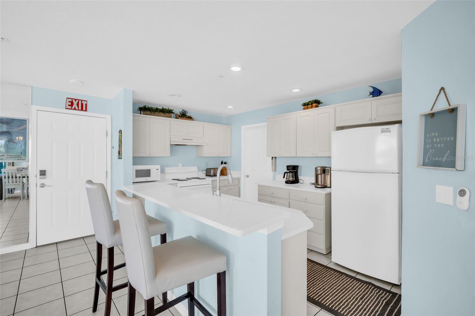 SUNSET PARADISE CONDO - Residential