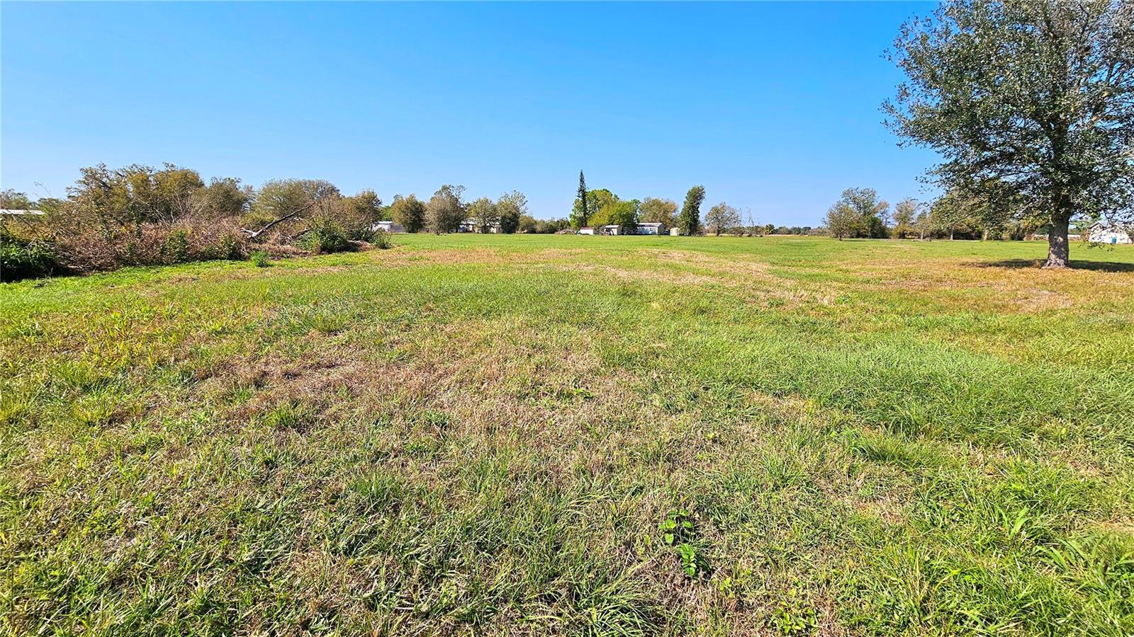 2154 NW GENES LITTLE ACRES AVENUE