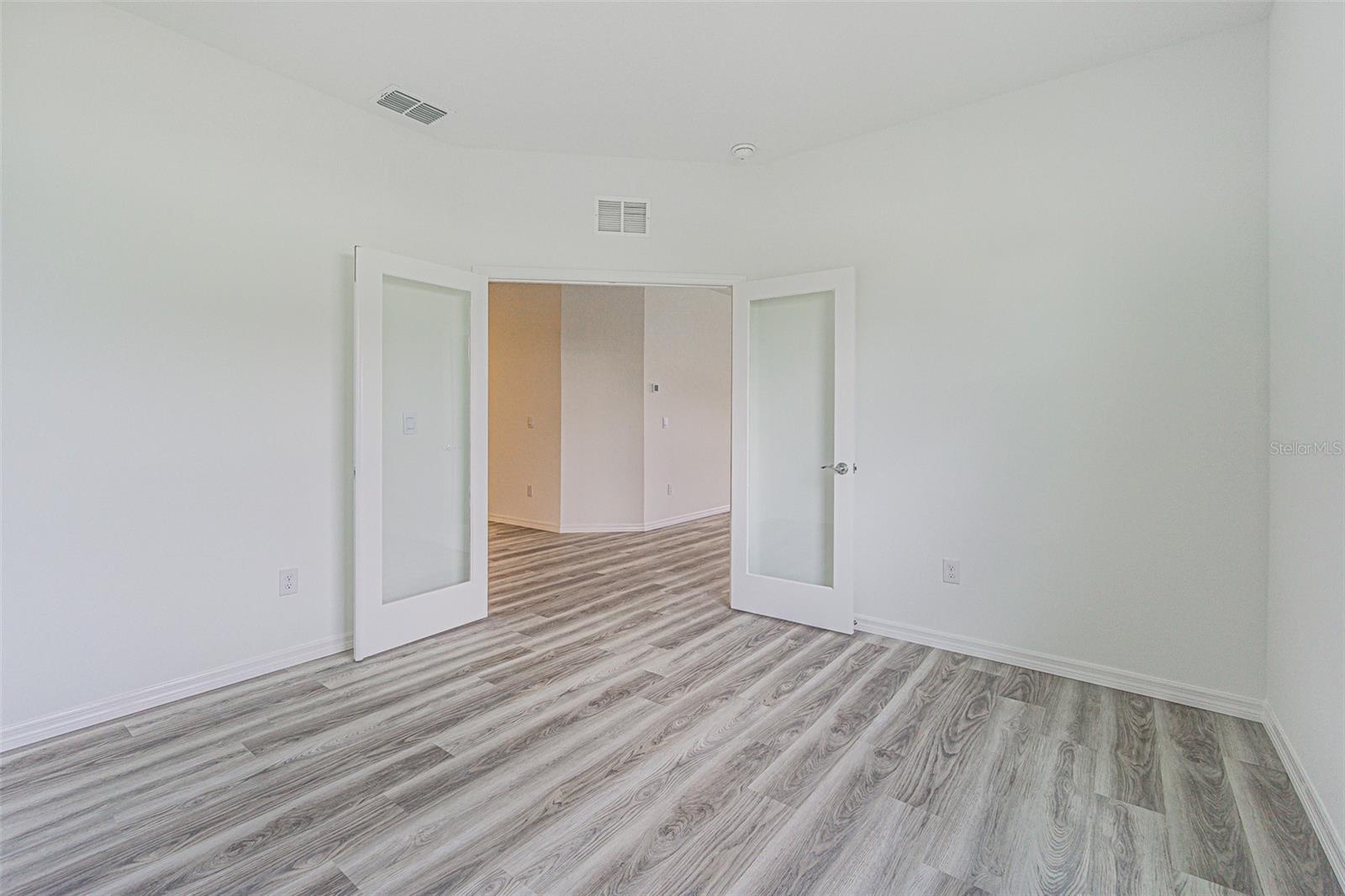 TOWNS/WOODSDALE PH 1 - Residential Lease