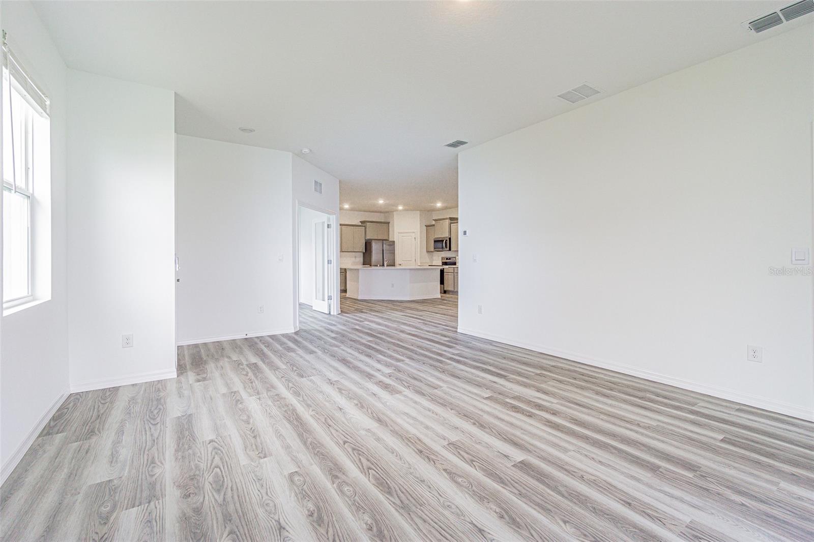 TOWNS/WOODSDALE PH 1 - Residential Lease