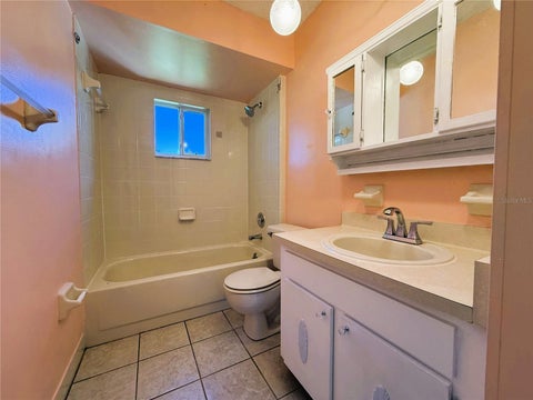 Tiny photo for 11140 SW 75th Avenue, Ocala, FL 34476 (MLS # OM734425)