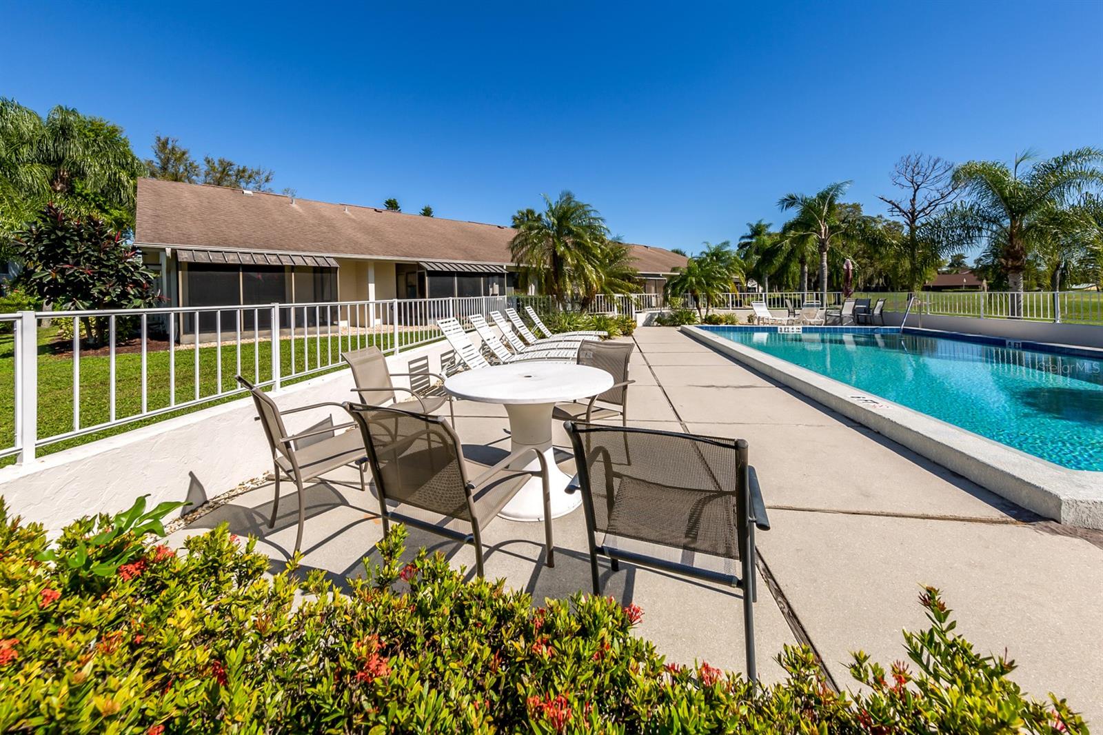 GREENVIEW VILLAS - Residential