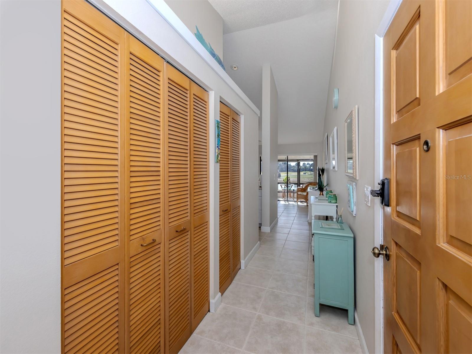 GREENVIEW VILLAS - Residential