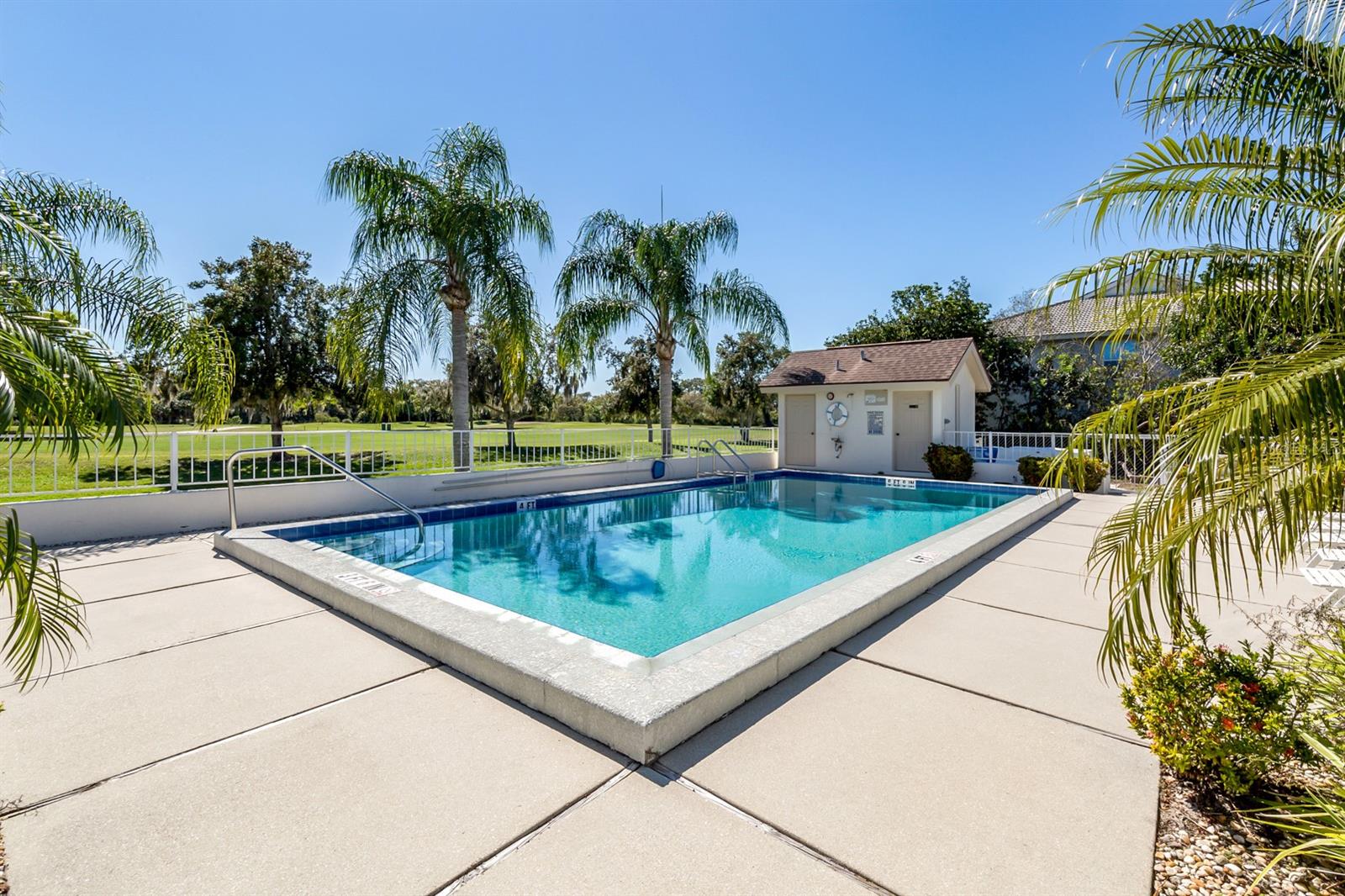 GREENVIEW VILLAS - Residential