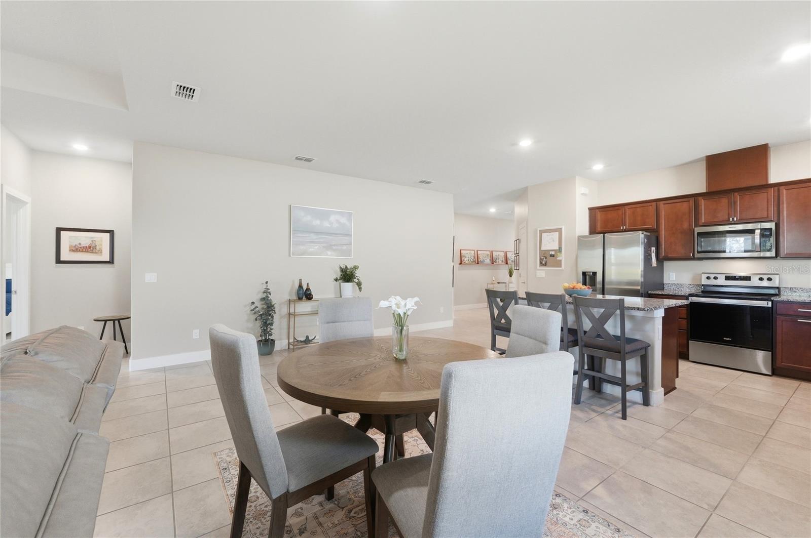 LIVE OAK LAKE PH 2 - Residential