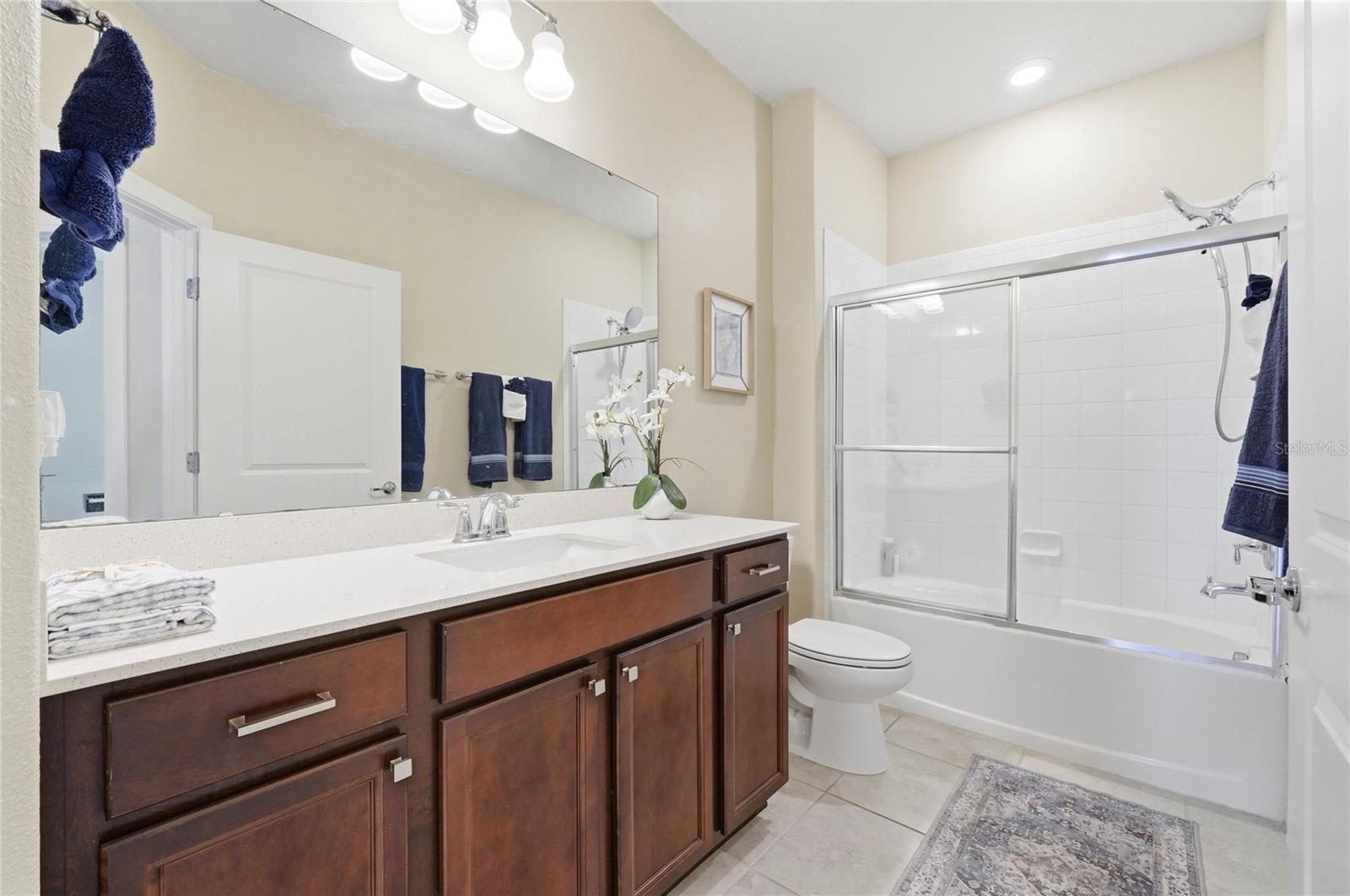 LIVE OAK LAKE PH 2 - Residential