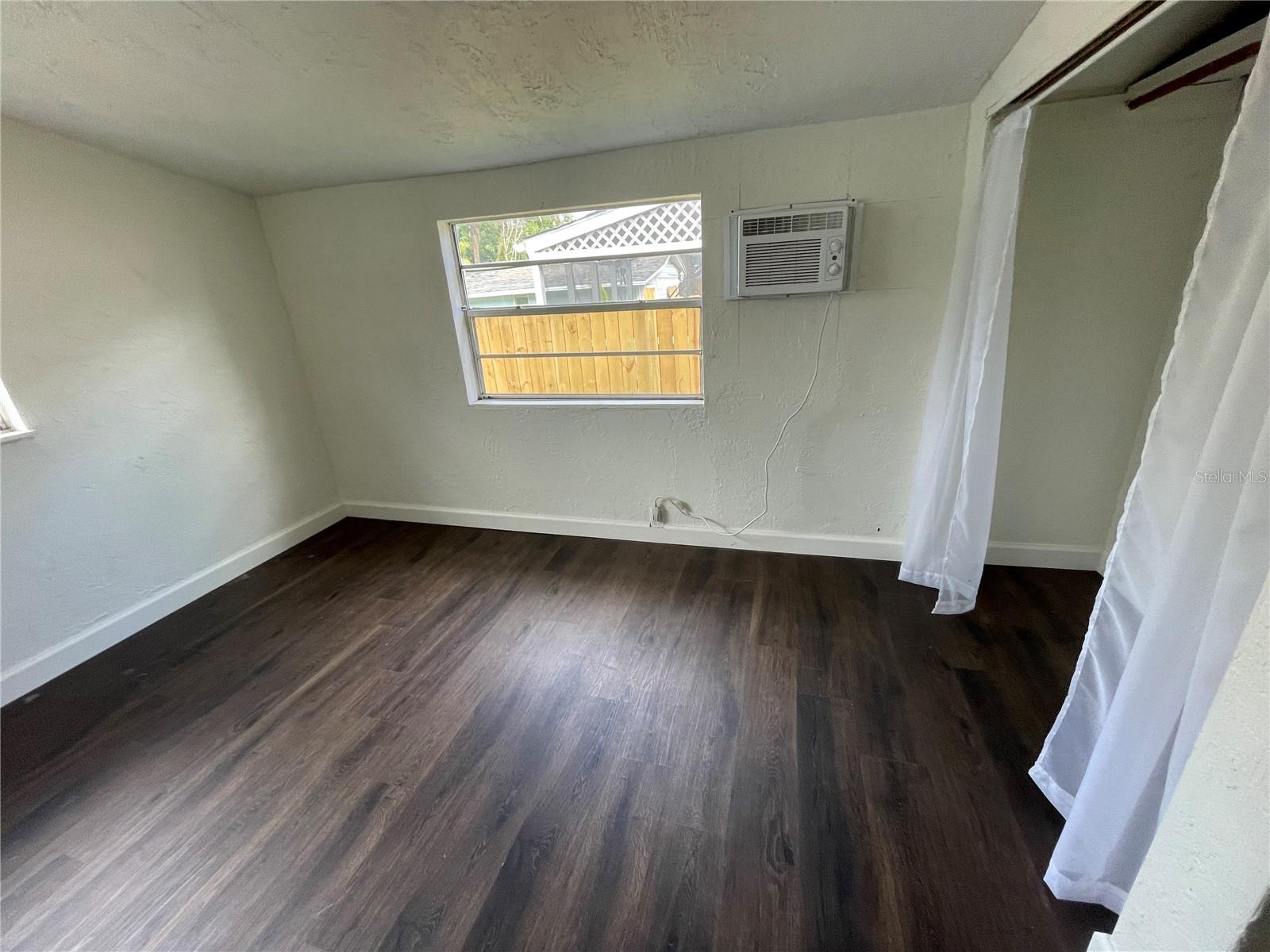 CORNWELL HORTON ADD - Residential Lease