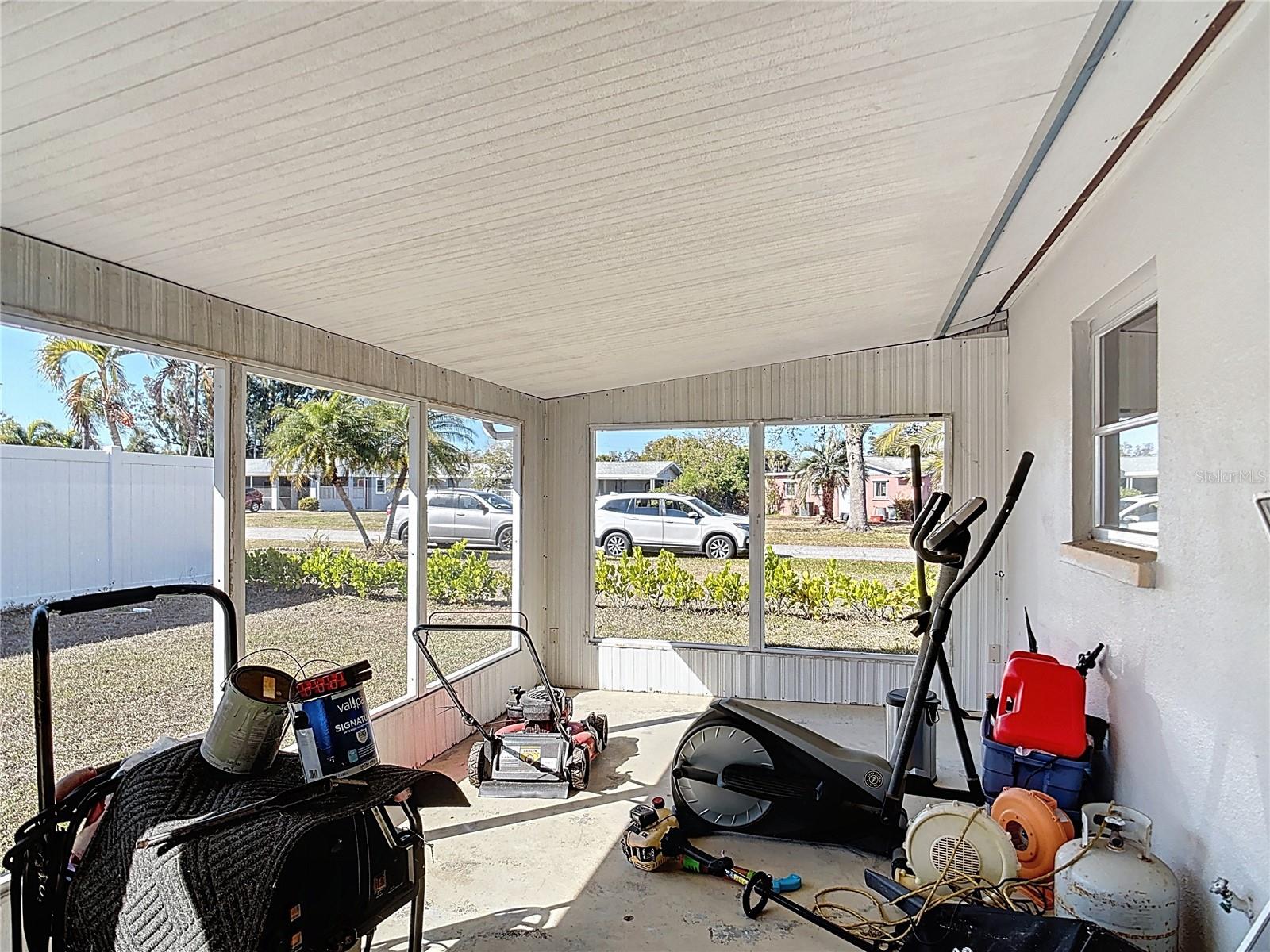 EAST VENICE - Residential