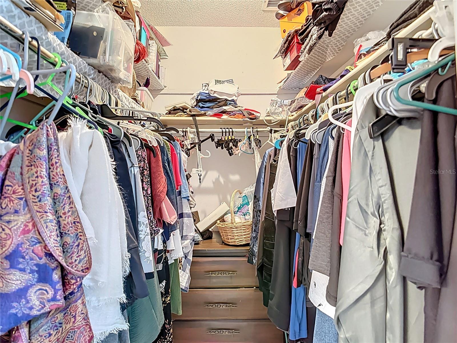 EAST VENICE - Residential