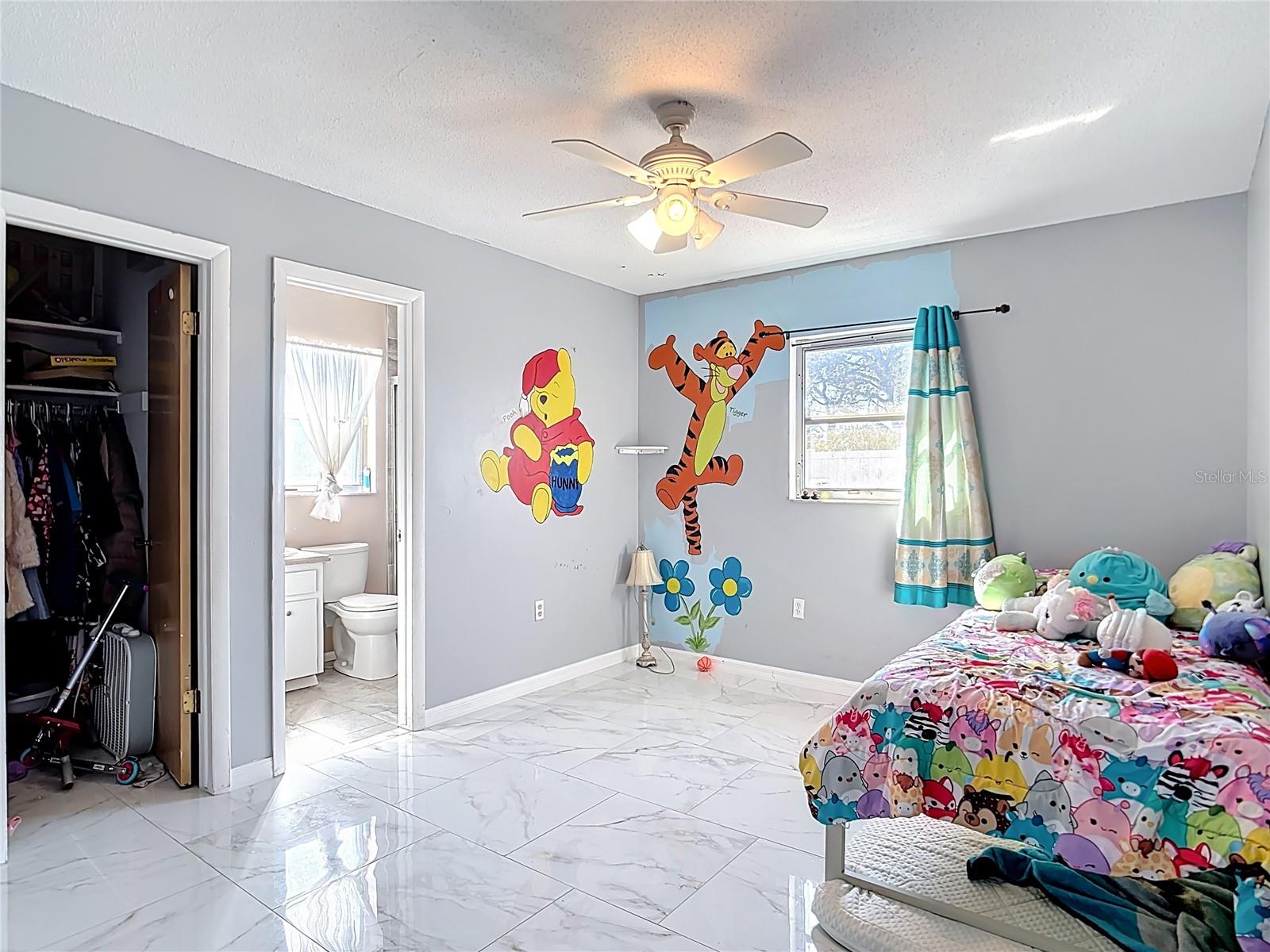 EAST VENICE - Residential