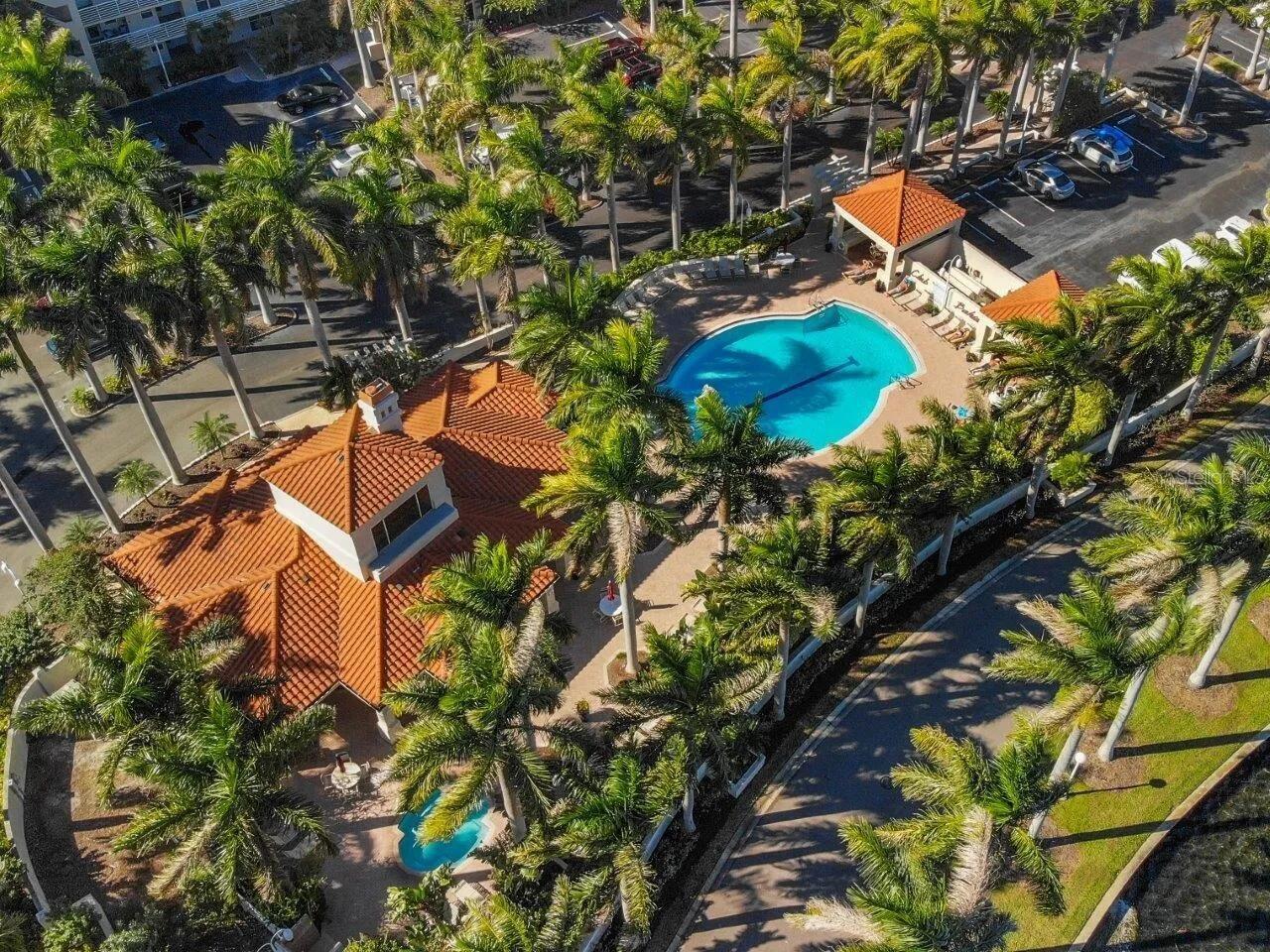 BAHIA VISTA UNIT IV - Residential