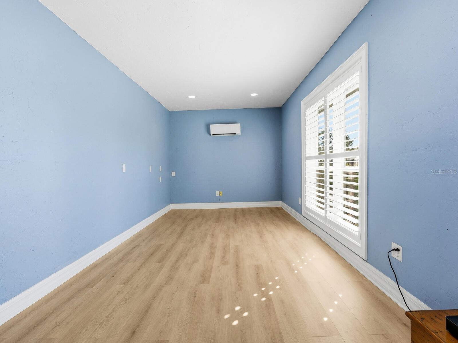 PRINCES GATE - Residential