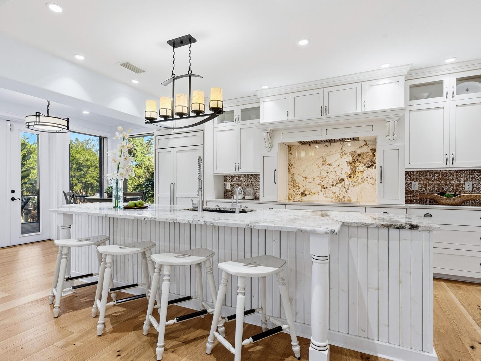 PRINCES GATE - Residential