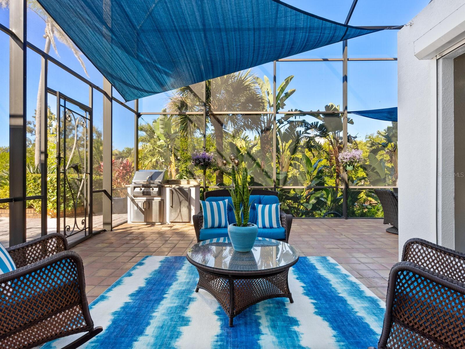 PRINCES GATE - Residential