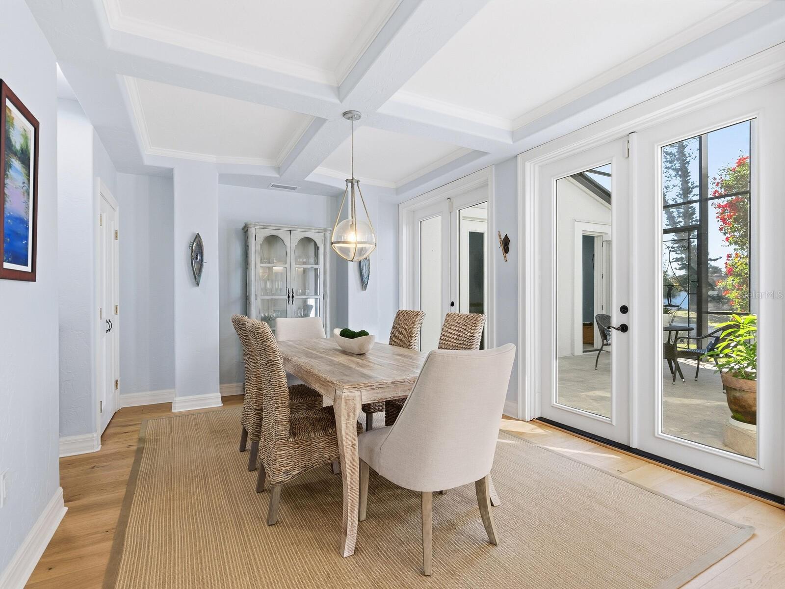 PRINCES GATE - Residential