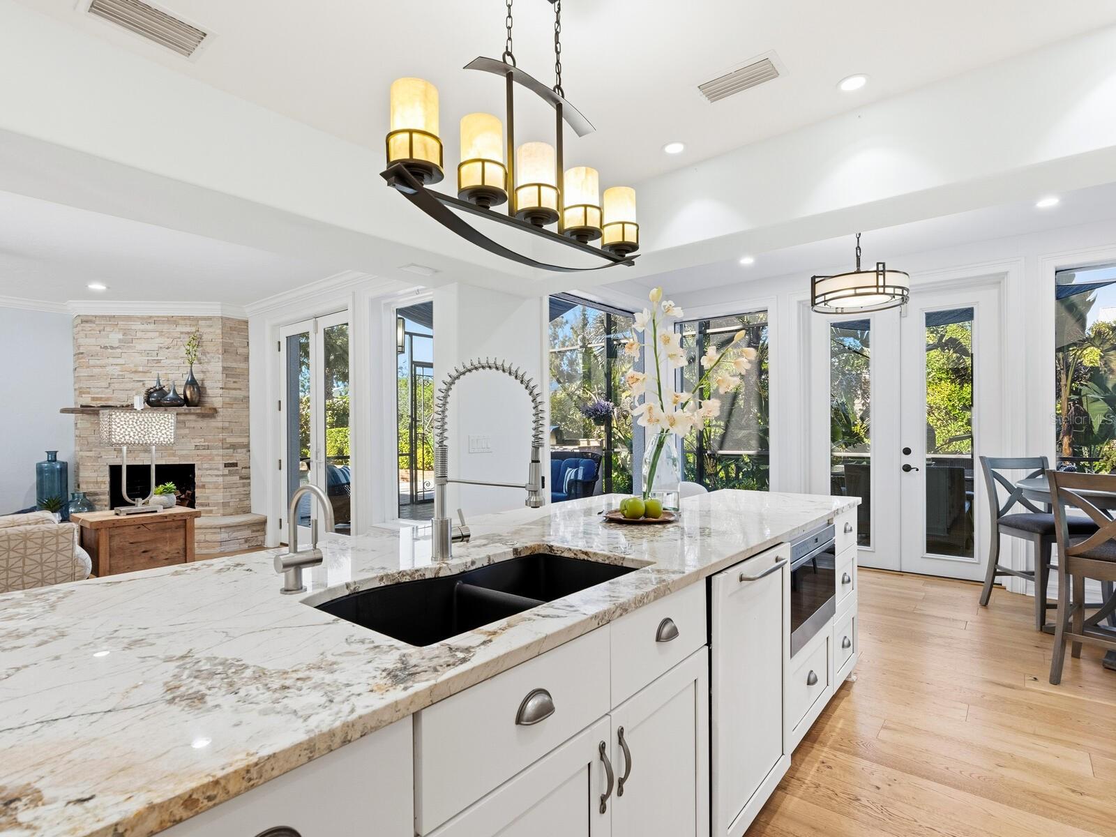 PRINCES GATE - Residential