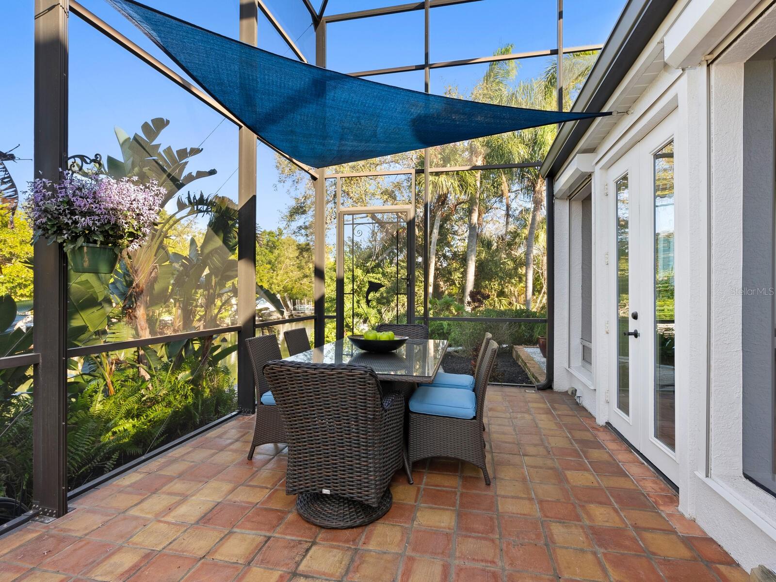 PRINCES GATE - Residential