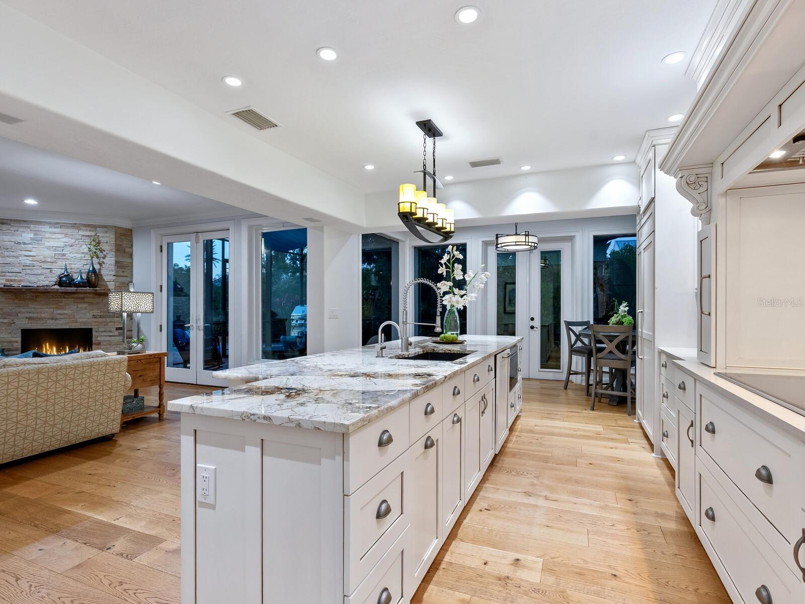 PRINCES GATE - Residential