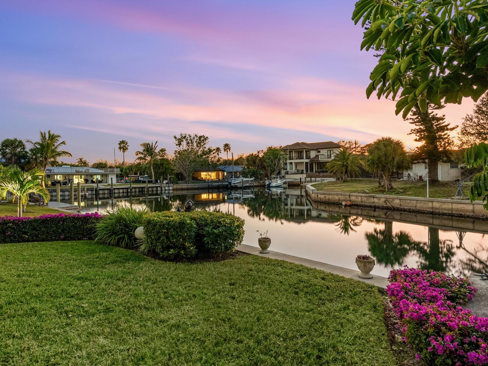 PRINCES GATE - Residential