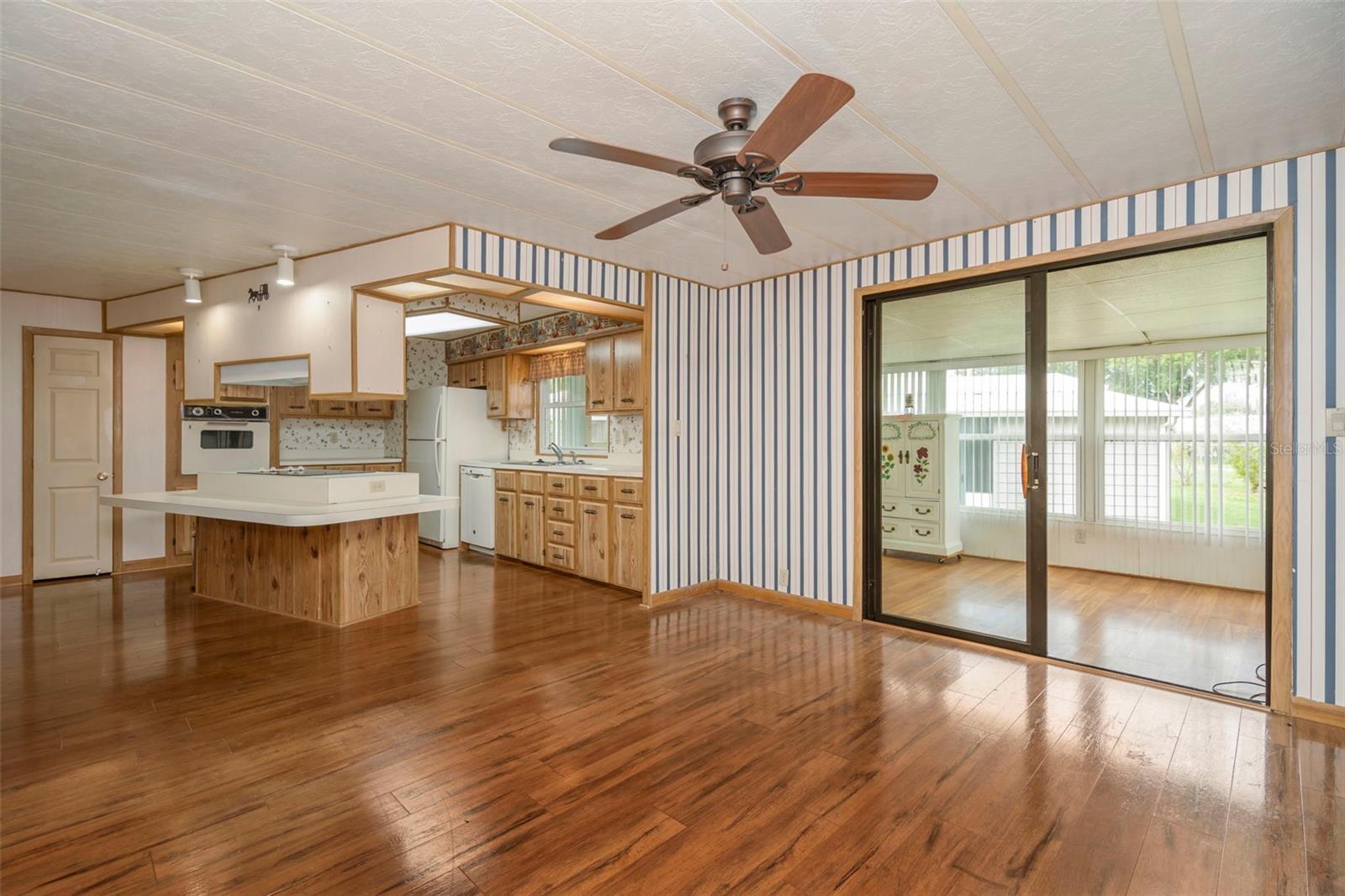 1536 LONGBOW DRIVE