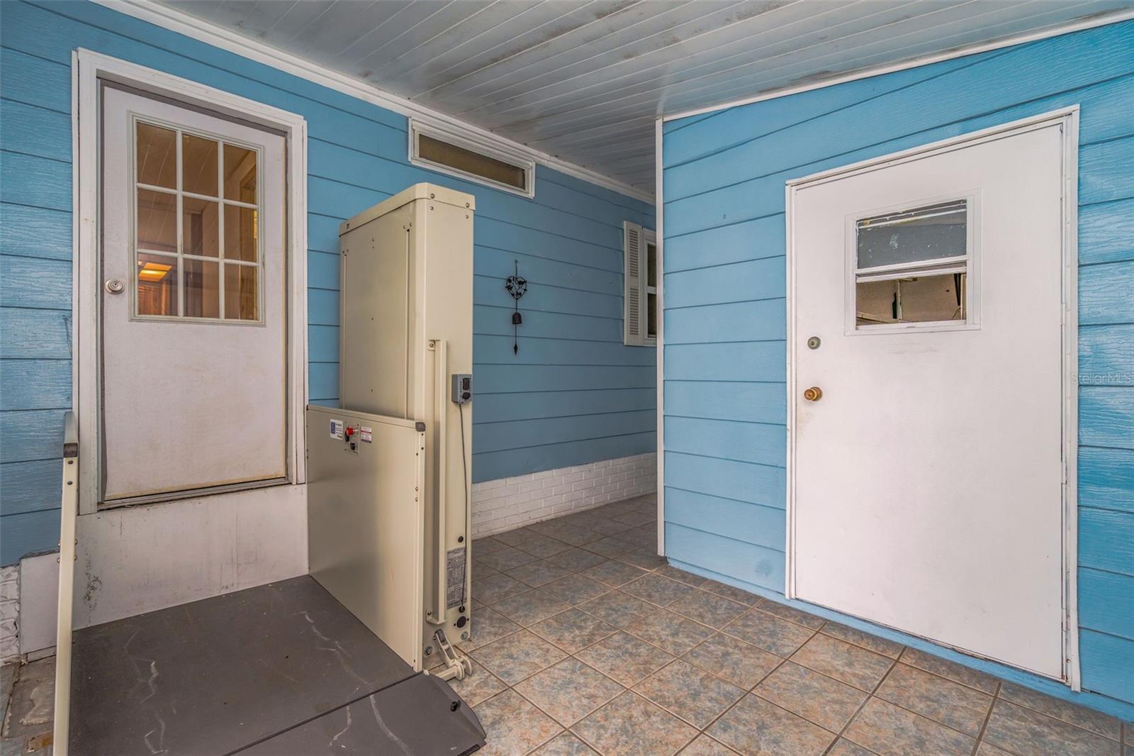 1536 LONGBOW DRIVE