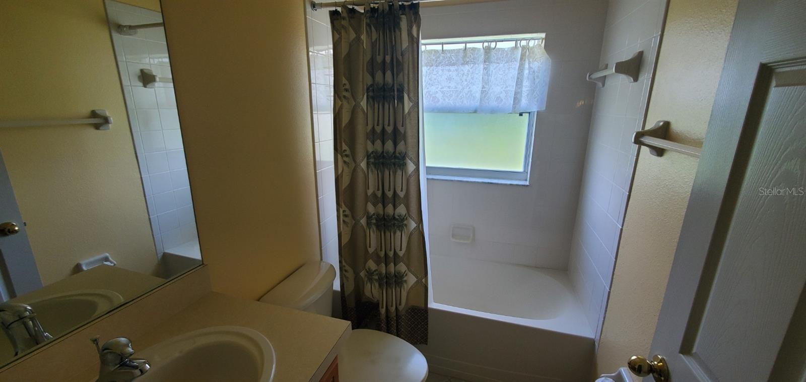 BELLALAGO PH 3 - Residential Lease