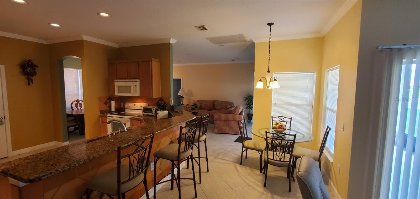 BELLALAGO PH 3 - Residential Lease