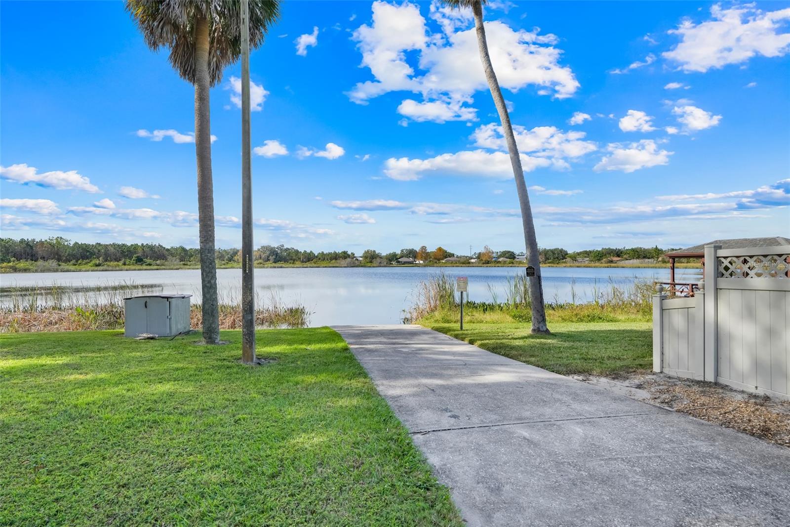 GROVELAND HIDDEN LAKES ESTATES - Residential