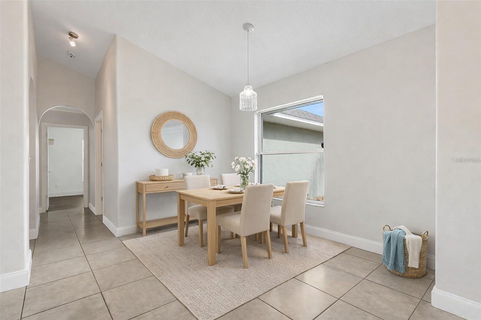 GROVELAND HIDDEN LAKES ESTATES - Residential