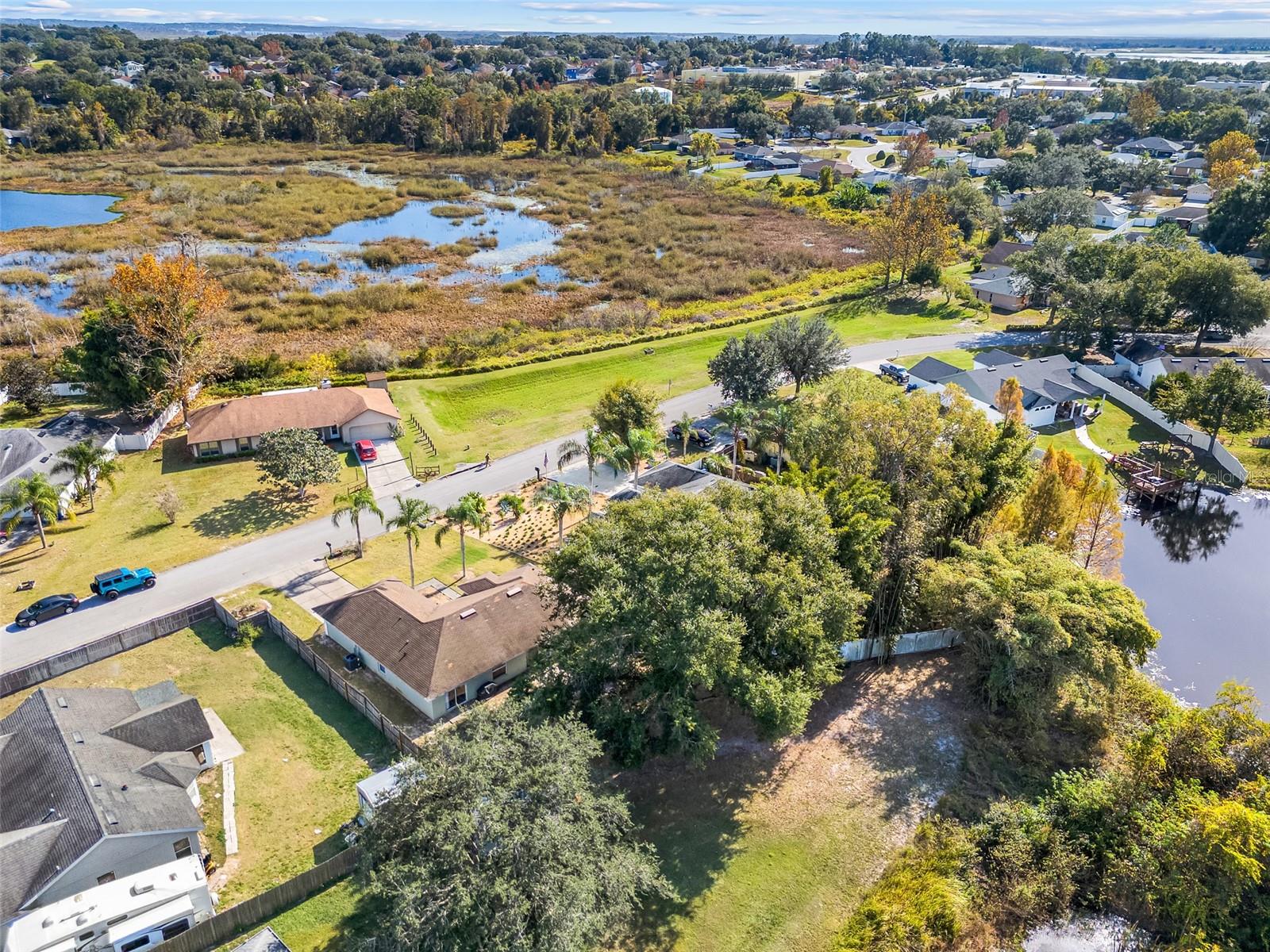 GROVELAND HIDDEN LAKES ESTATES - Residential