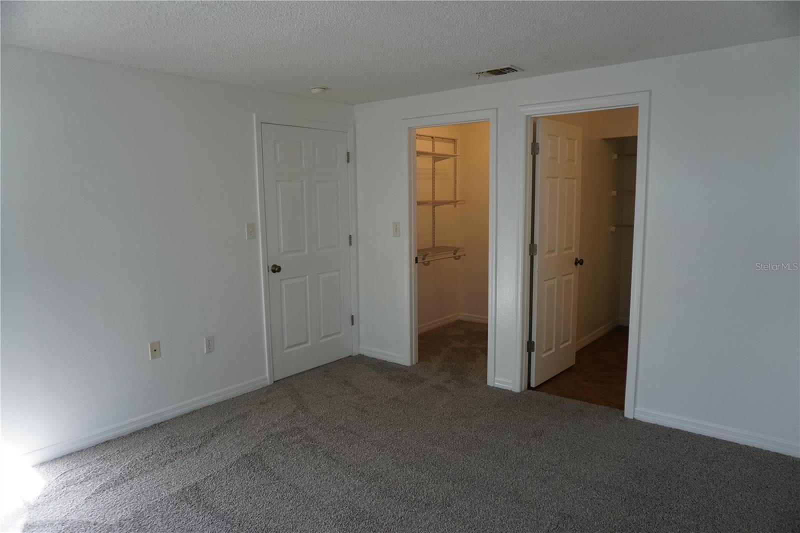 LAFAYETTE SQUARE CONDO - Residential Lease