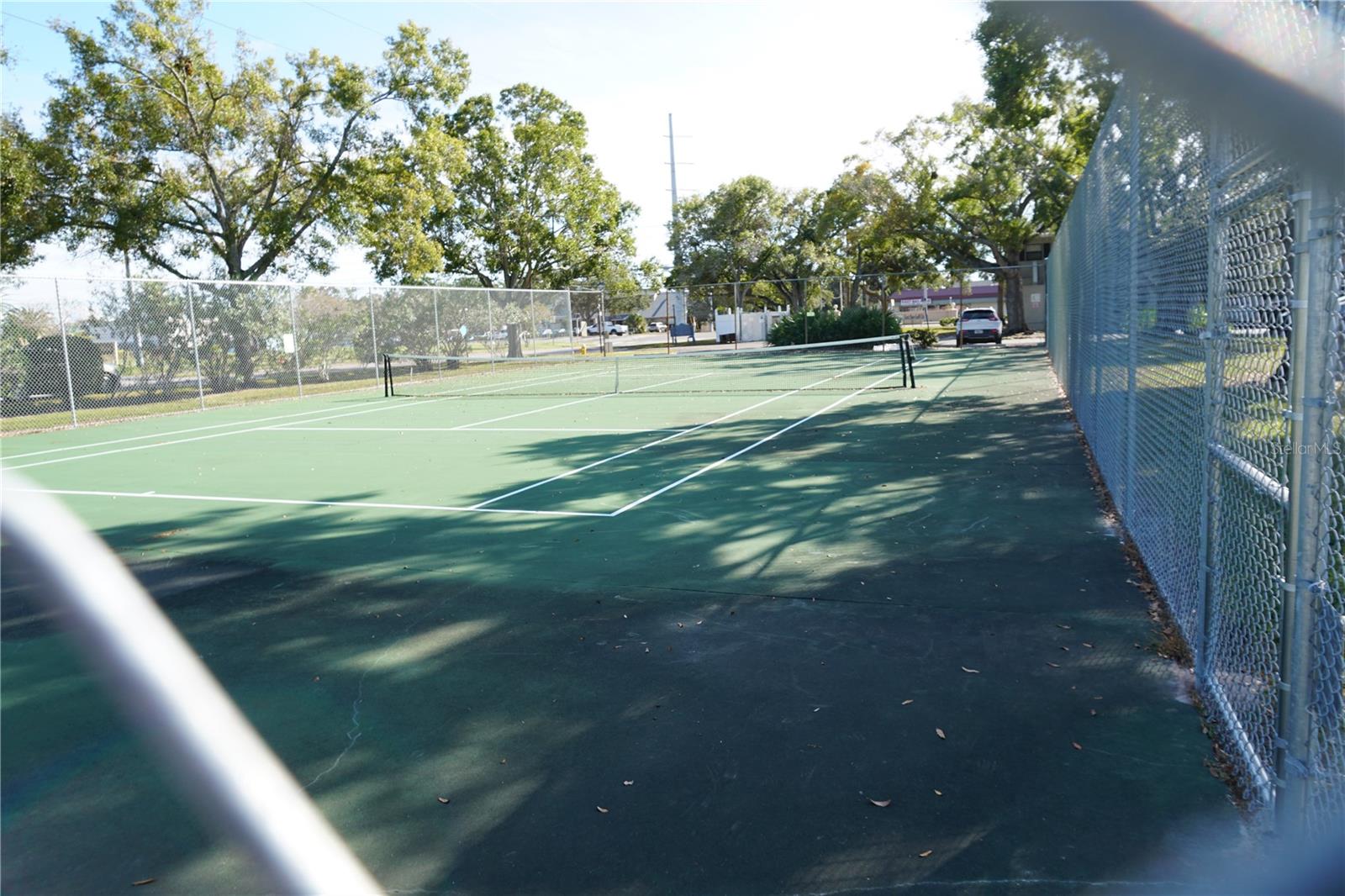 LAFAYETTE SQUARE CONDO - Residential Lease