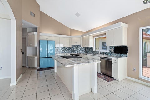 Tiny photo for 1412 Mosswood Dr, Leesburg, FL 34748 (MLS # O6432435)