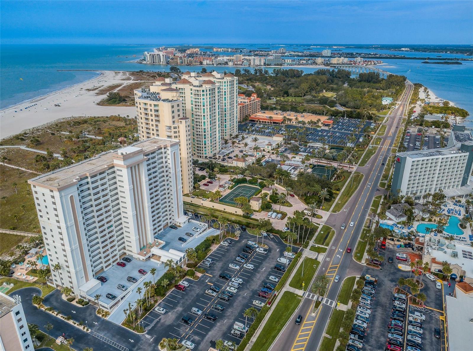 LANDMARK TOWERS - Residential Lease