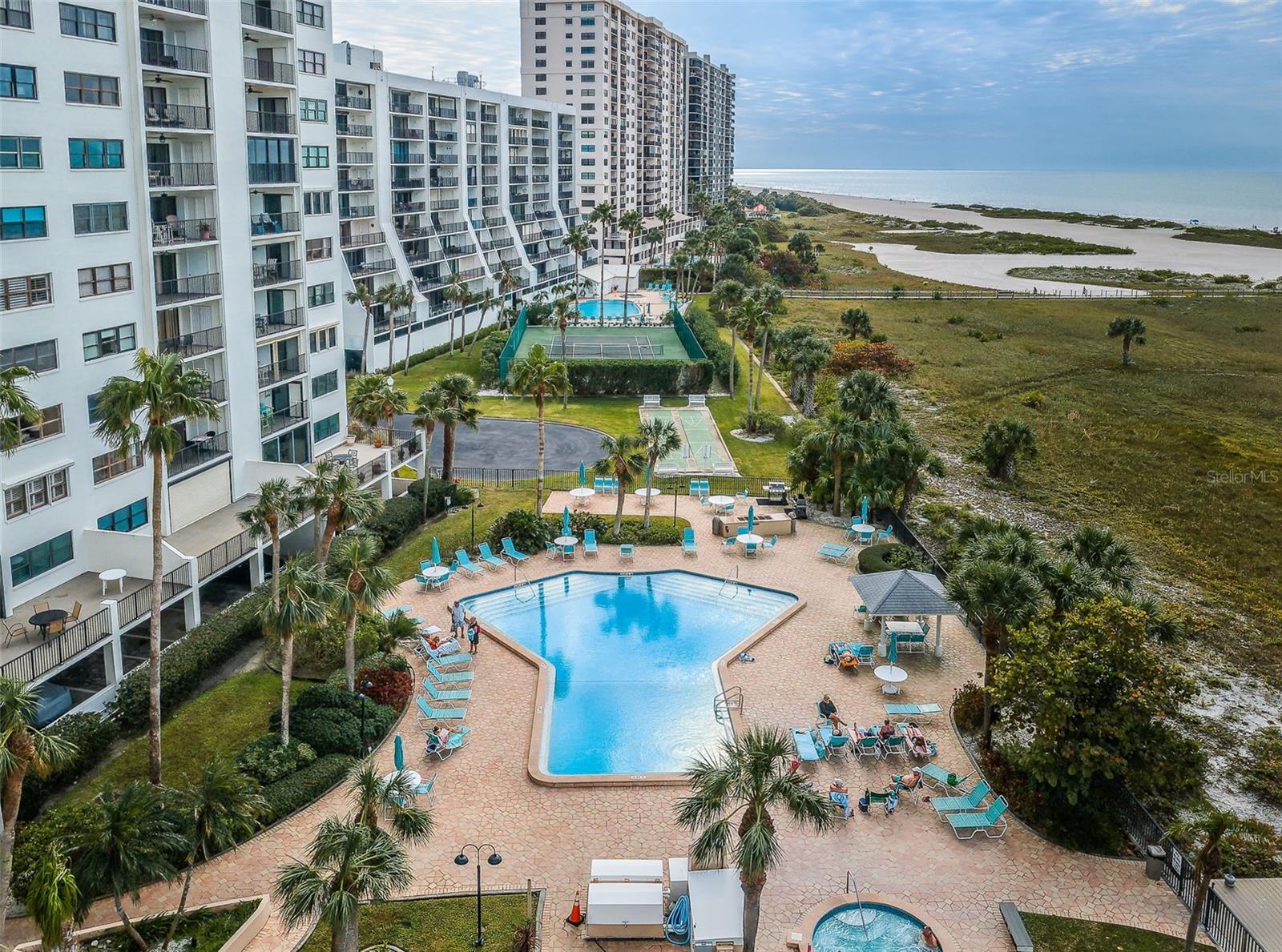 LANDMARK TOWERS - Residential Lease