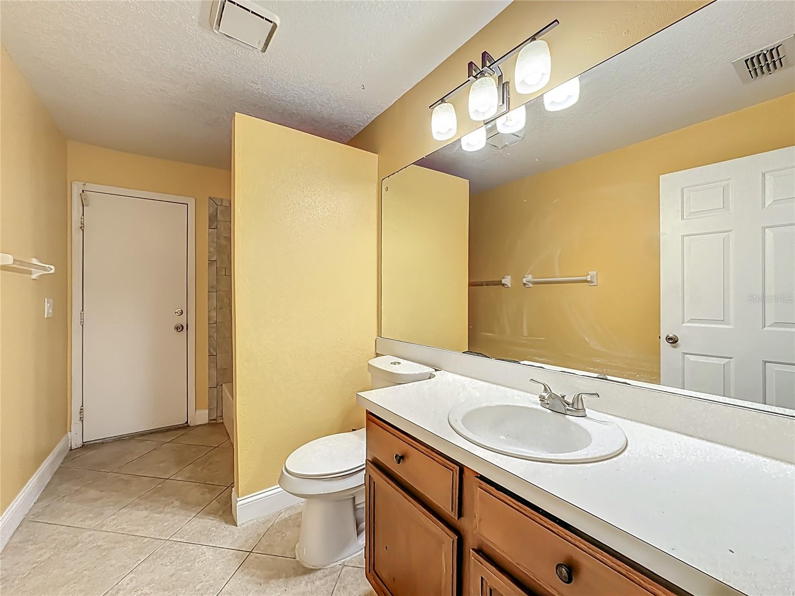 COUNTRY CREEK ESTATES PH 1 - Residential