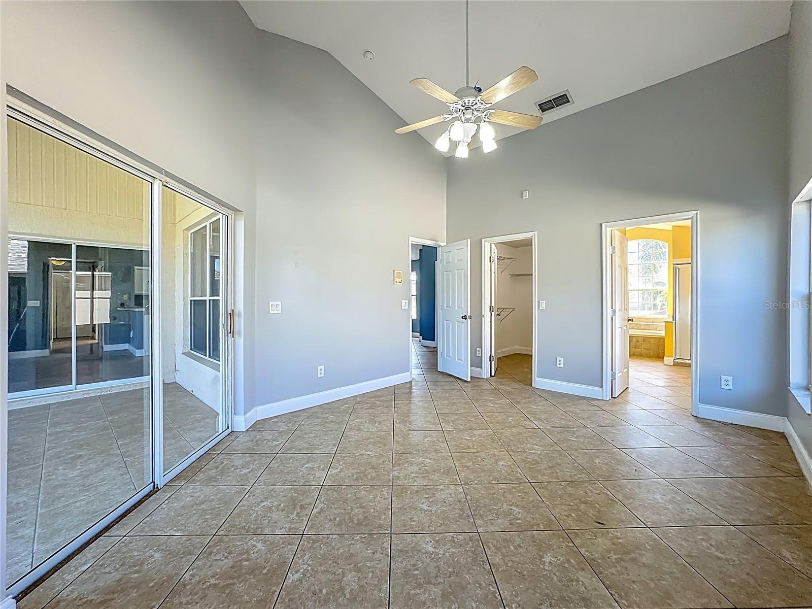 COUNTRY CREEK ESTATES PH 1 - Residential